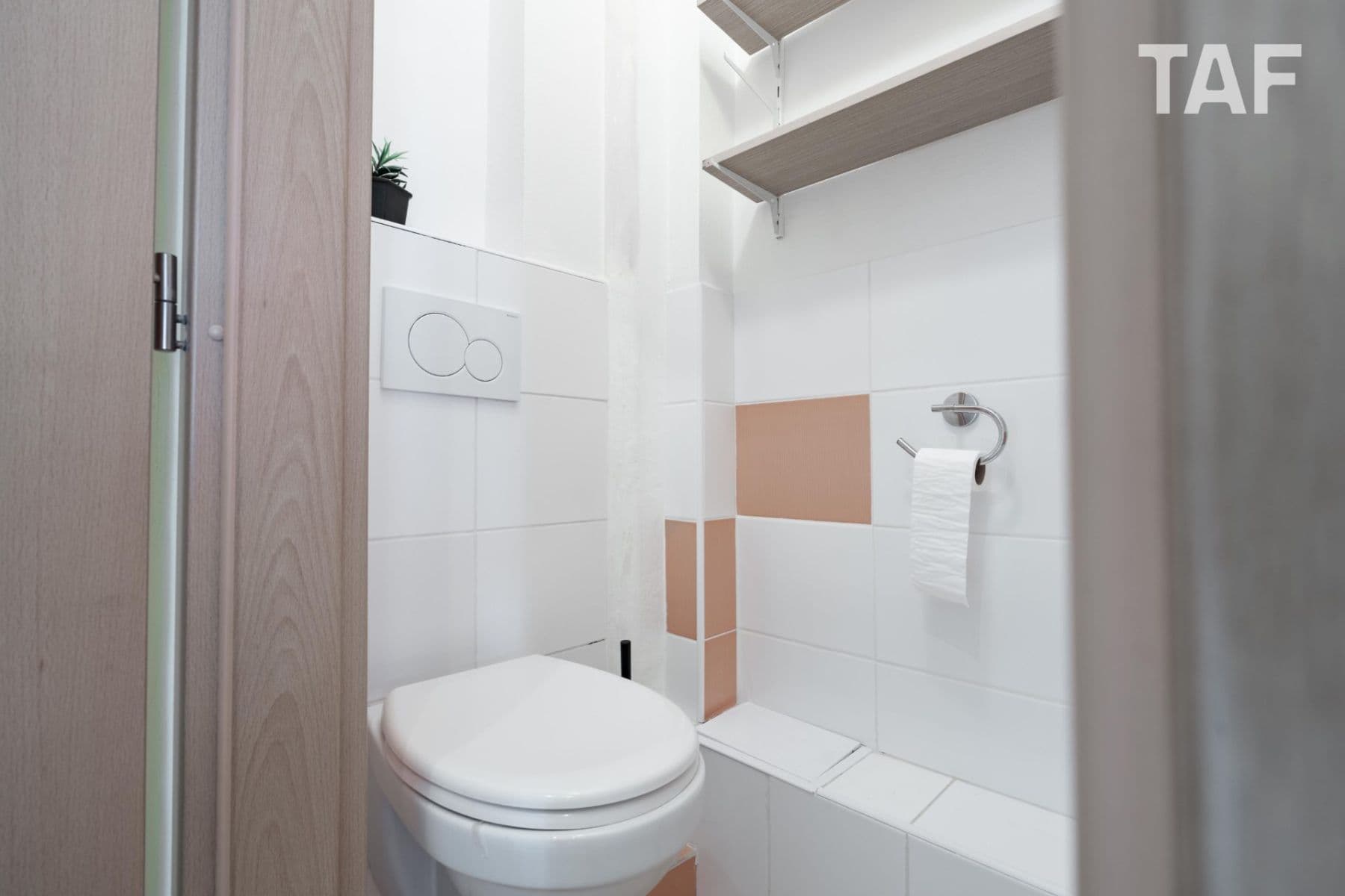 Predaj bytu 1-izbový 34 m², Přípotoční, Praha, Praha Predaj bytu 1-izbový 34 m², Přípotoční, Praha, Praha
