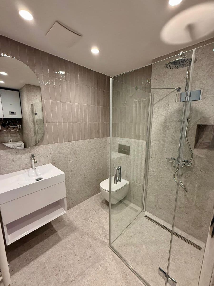 Prenájom bytu 1-izbový 27 m², Pod Drinopolem, Praha, Praha Prenájom bytu 1-izbový 27 m², Pod Drinopolem, Praha, Praha
