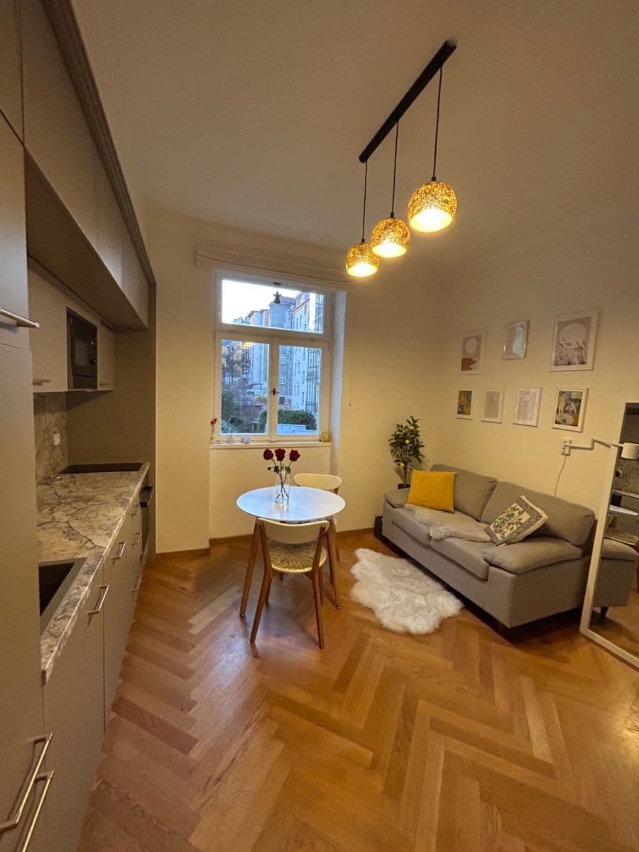 Predaj bytu 2-izbový 32 m², Černomořská, Praha, Praha Predaj bytu 2-izbový 32 m², Černomořská, Praha, Praha
