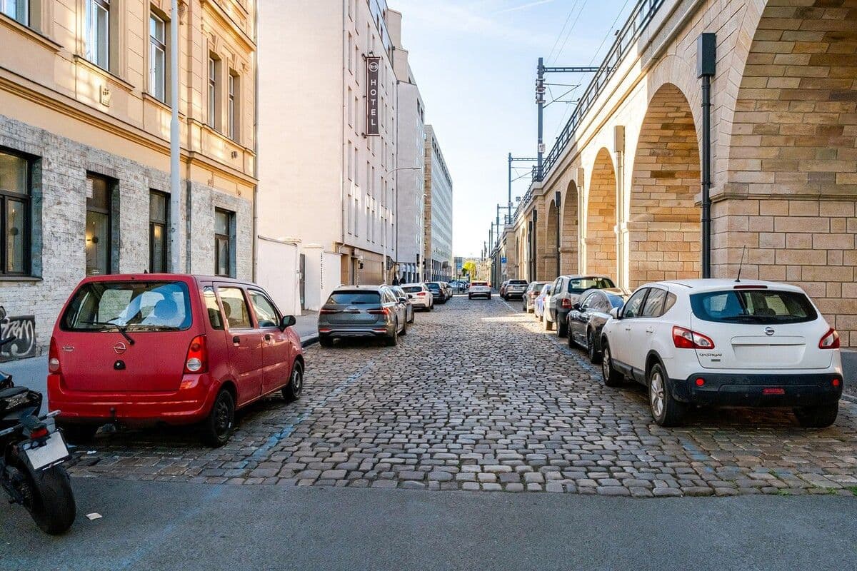 Prenájom bytu 25 m², Prvního pluku, Praha, Praha Prenájom bytu 25 m², Prvního pluku, Praha, Praha