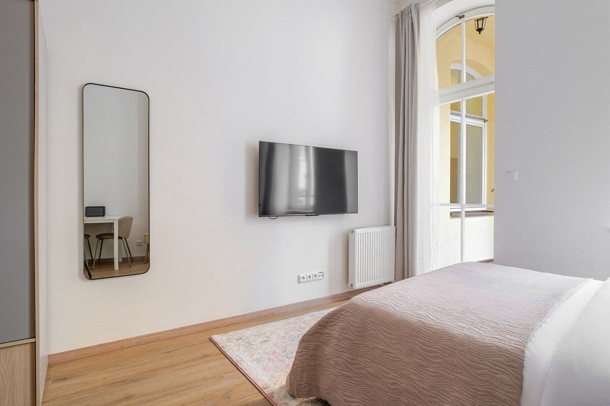 Prenájom bytu 25 m², Prvního pluku, Praha, Praha Prenájom bytu 25 m², Prvního pluku, Praha, Praha