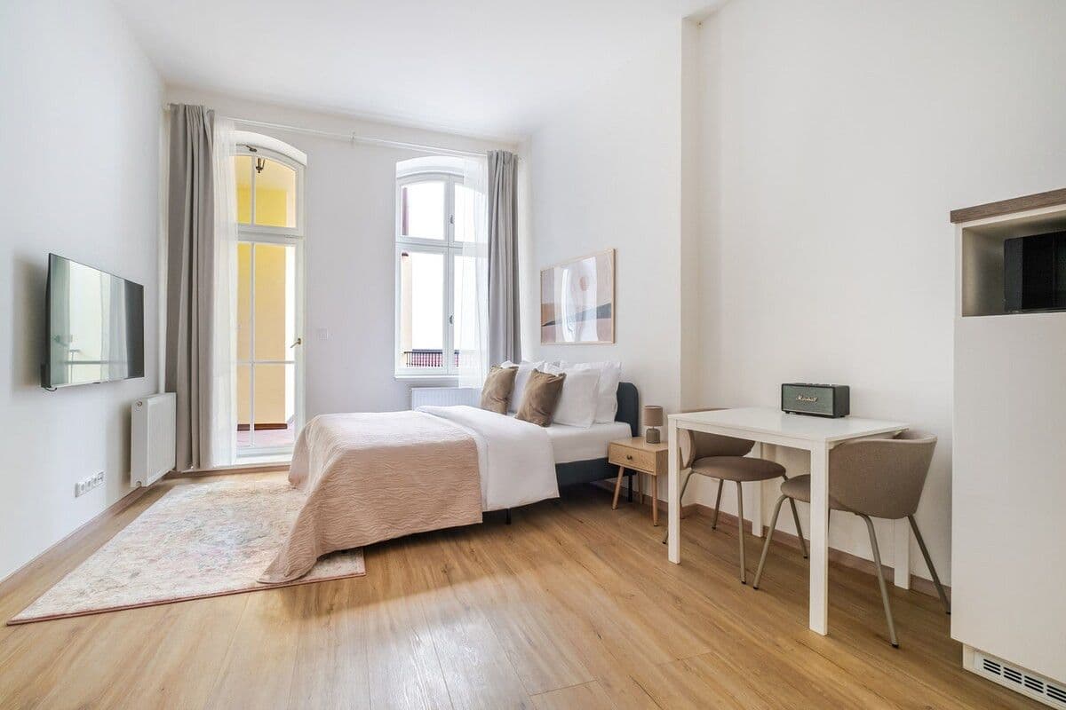 Prenájom bytu 25 m², Prvního pluku, Praha, Praha Prenájom bytu 25 m², Prvního pluku, Praha, Praha