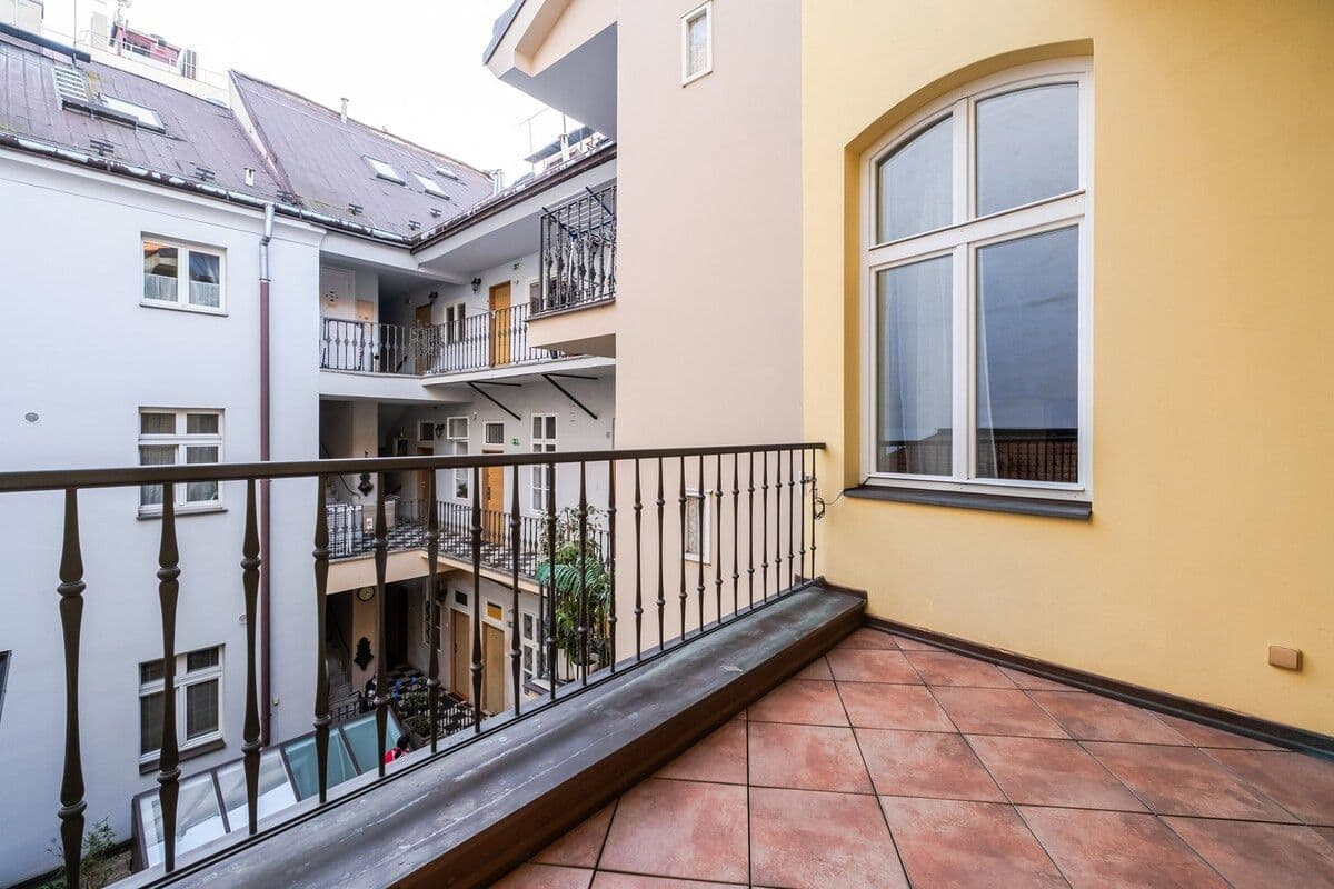 Prenájom bytu 25 m², Prvního pluku, Praha, Praha Prenájom bytu 25 m², Prvního pluku, Praha, Praha