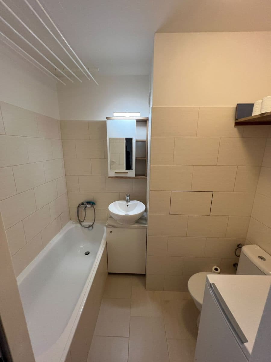 Prenájom bytu 2-izbový 47 m², Elplova, Brno, Jihomoravský kraj Prenájom bytu 2-izbový 47 m², Elplova, Brno, Jihomoravský kraj