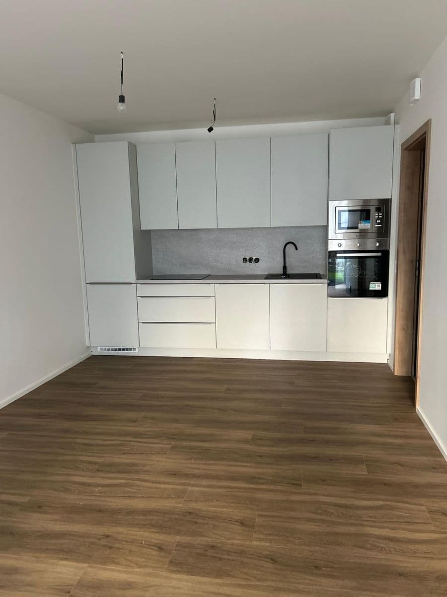 Predaj bytu 2-izbový 52 m², Plzeňská, Praha, Praha Predaj bytu 2-izbový 52 m², Plzeňská, Praha, Praha