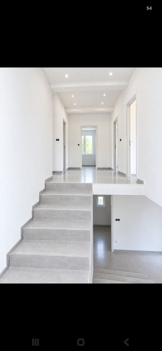 Predaj domu 140 m², pozemok 600 m², V průhonu, Lety, Středočeský kraj Predaj domu 140 m², pozemok 600 m², V průhonu, Lety, Středočeský kraj