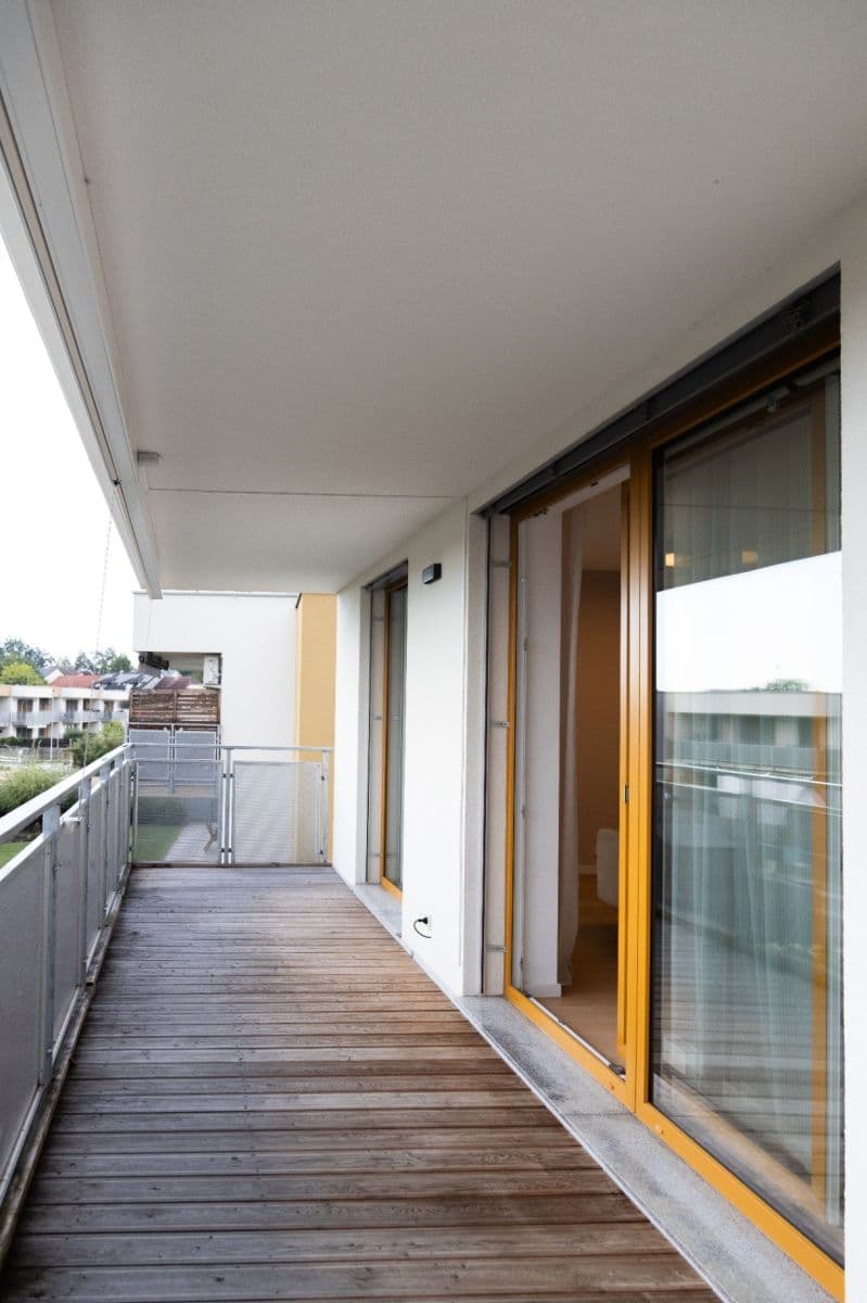 Prenájom bytu 3-izbový 102 m², Platanová, České Budějovice, Jihočeský kraj Prenájom bytu 3-izbový 102 m², Platanová, České Budějovice, Jihočeský kraj
