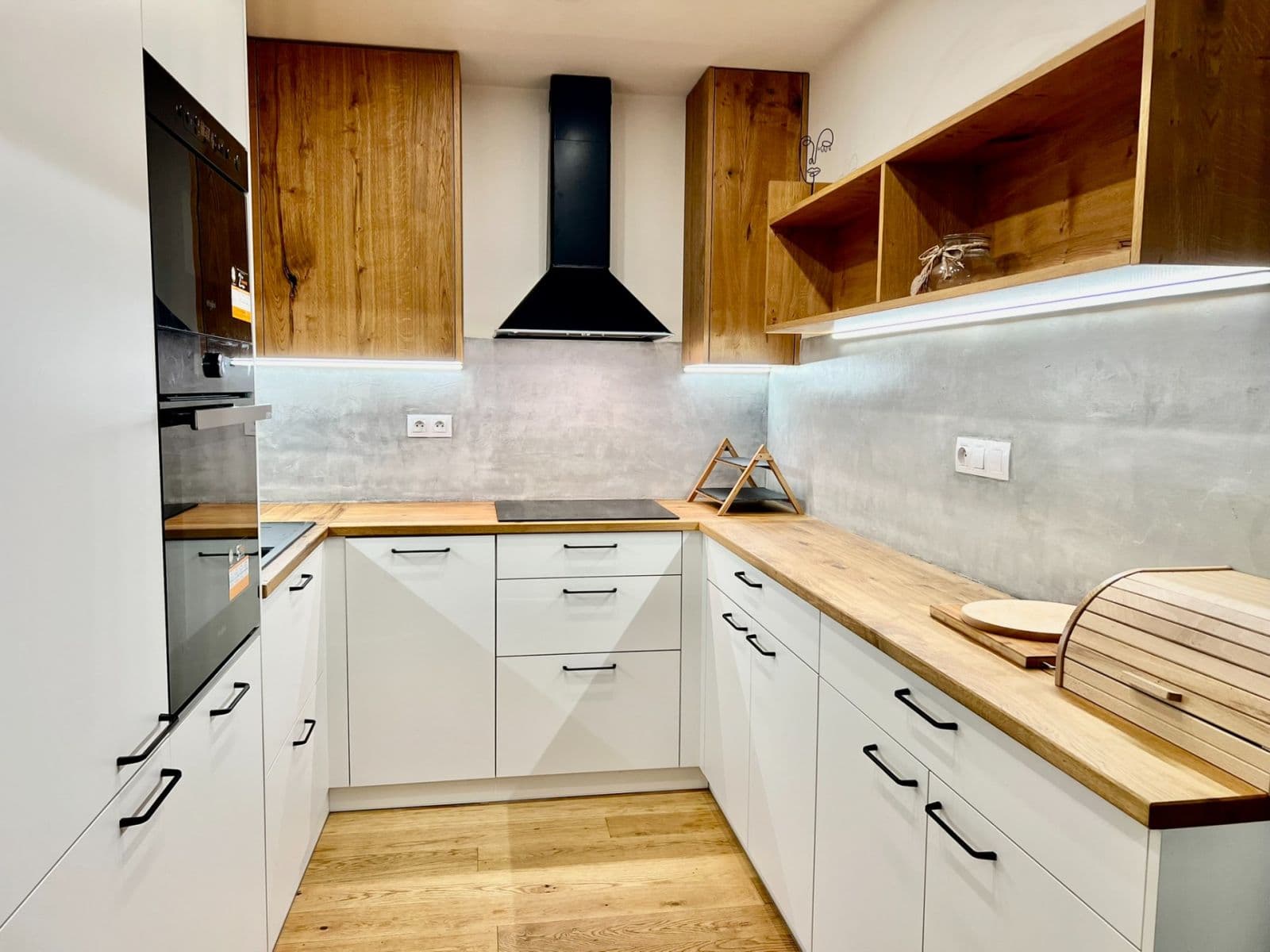 Prenájom bytu 3-izbový 61 m², Anny Čížkové, Praha, Praha Prenájom bytu 3-izbový 61 m², Anny Čížkové, Praha, Praha