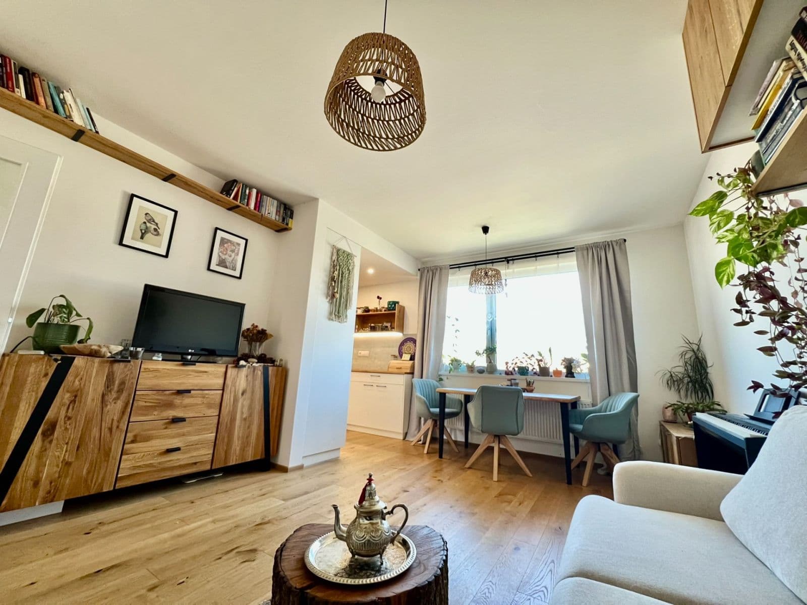 Prenájom bytu 3-izbový 61 m², Anny Čížkové, Praha, Praha Prenájom bytu 3-izbový 61 m², Anny Čížkové, Praha, Praha