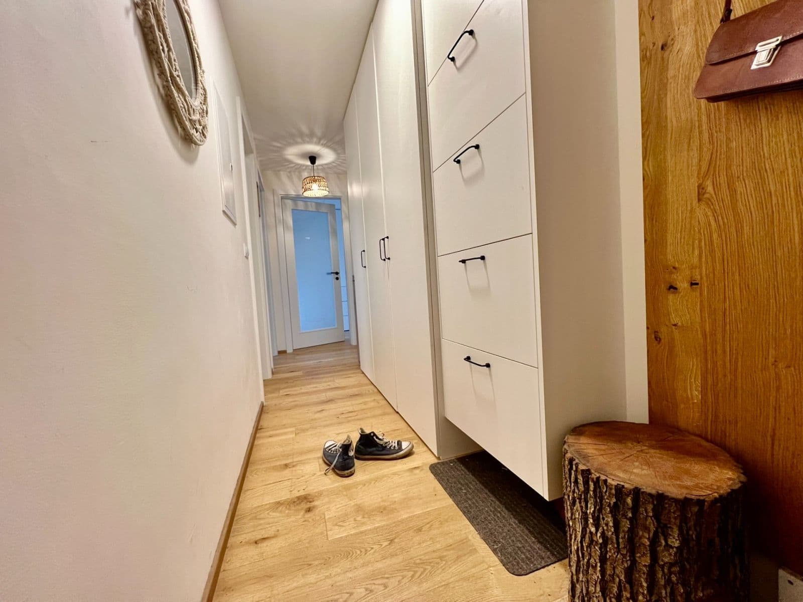 Prenájom bytu 3-izbový 61 m², Anny Čížkové, Praha, Praha Prenájom bytu 3-izbový 61 m², Anny Čížkové, Praha, Praha