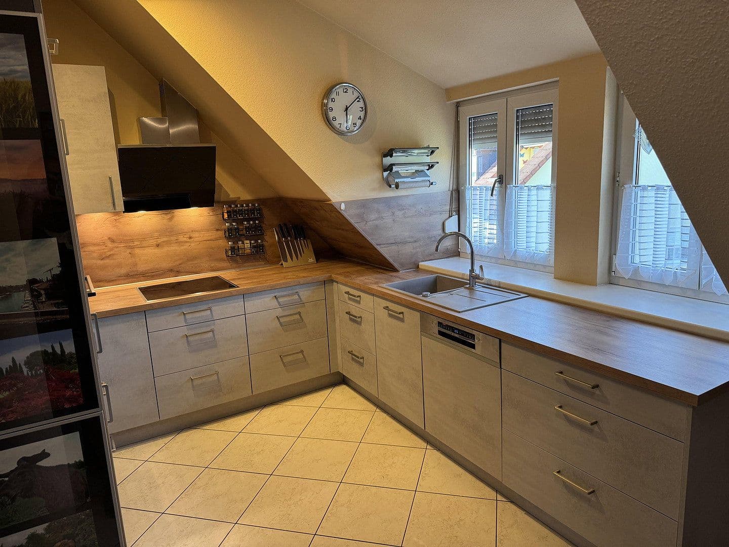 Predaj bytu 3-izbový 105 m², Ammerndorf, Bavorsko Predaj bytu 3-izbový 105 m², Ammerndorf, Bavorsko