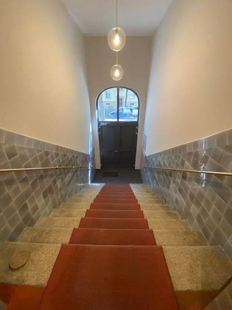 Prenájom bytu 4-izbový 154 m², München, Bavorsko Prenájom bytu 4-izbový 154 m², München, Bavorsko