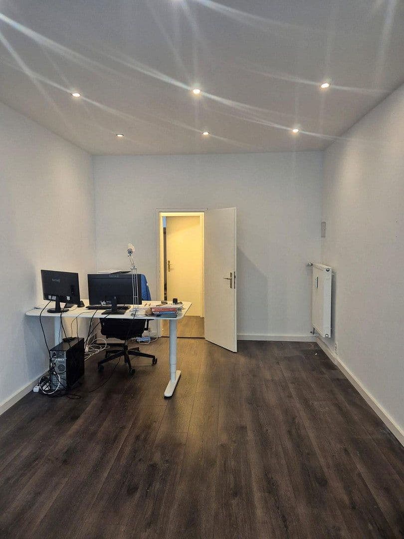 Prenájom kancelárie 30 m², München, Bavorsko Prenájom kancelárie 30 m², München, Bavorsko