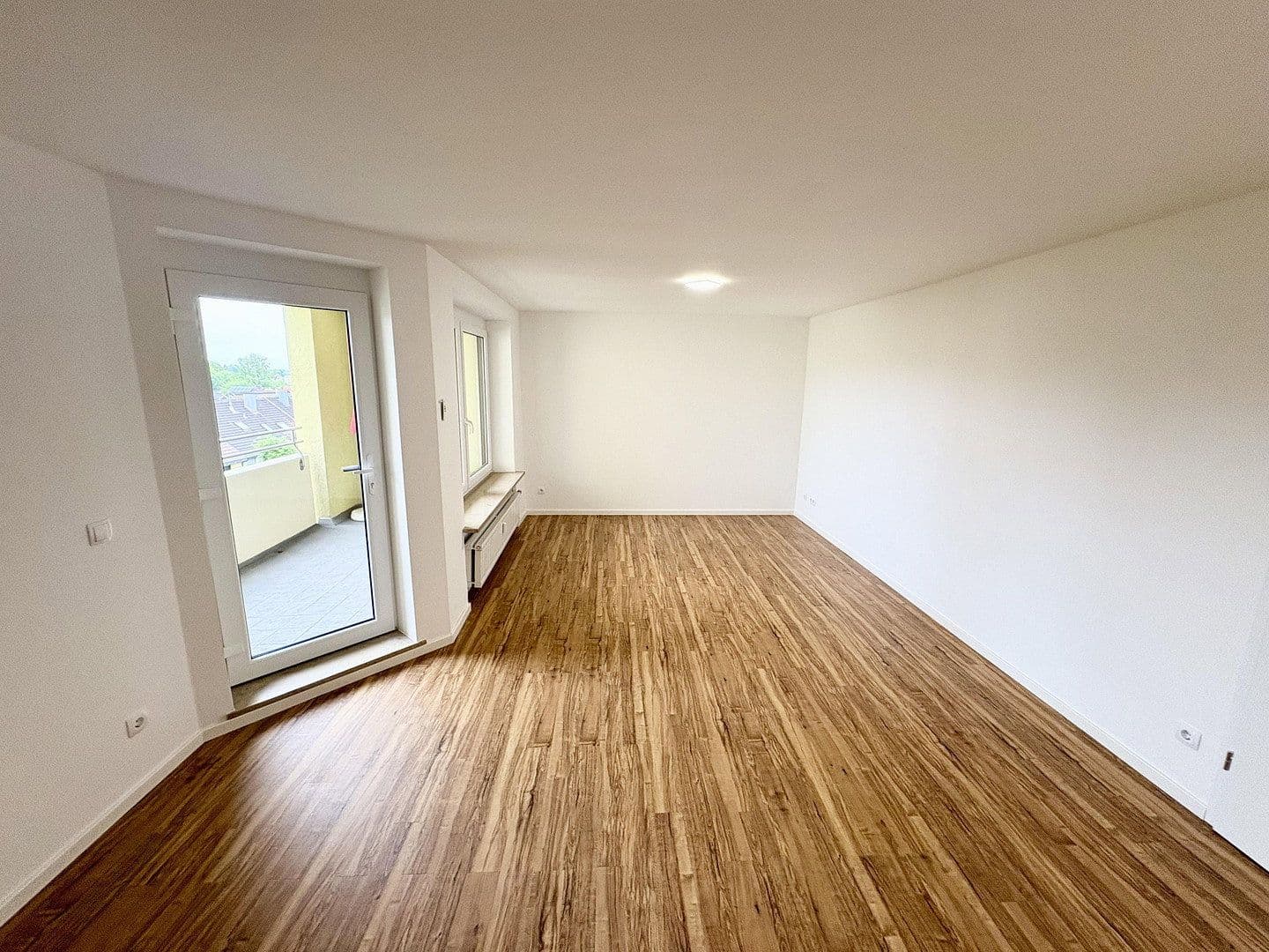 Prenájom bytu 4-izbový 89 m², Werner-von-Siemens-Allee 23, Röthenbach an der Pegnitz, Bavorsko Prenájom bytu 4-izbový 89 m², Werner-von-Siemens-Allee 23, Röthenbach an der Pegnitz, Bavorsko