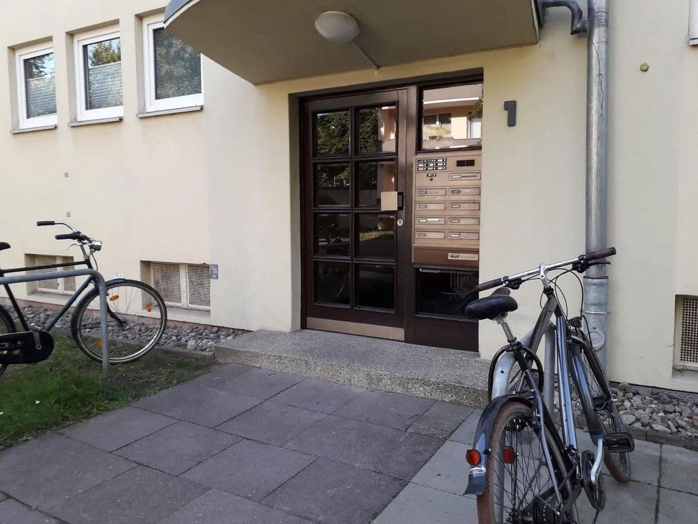 Prenájom bytu 2-izbový 38 m², Hildesheimer Str. 207, Hannover, Dolné Sasko Prenájom bytu 2-izbový 38 m², Hildesheimer Str. 207, Hannover, Dolné Sasko