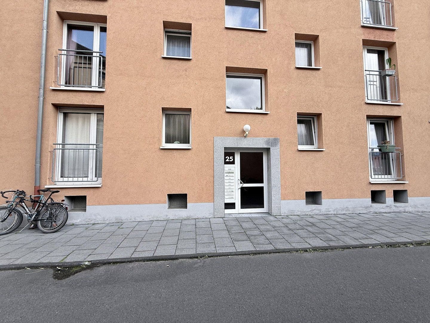Predaj bytu 2-izbový 57 m², Karlstraße 25, Köln, Severné Porýnie - Westfálsko Predaj bytu 2-izbový 57 m², Karlstraße 25, Köln, Severné Porýnie - Westfálsko