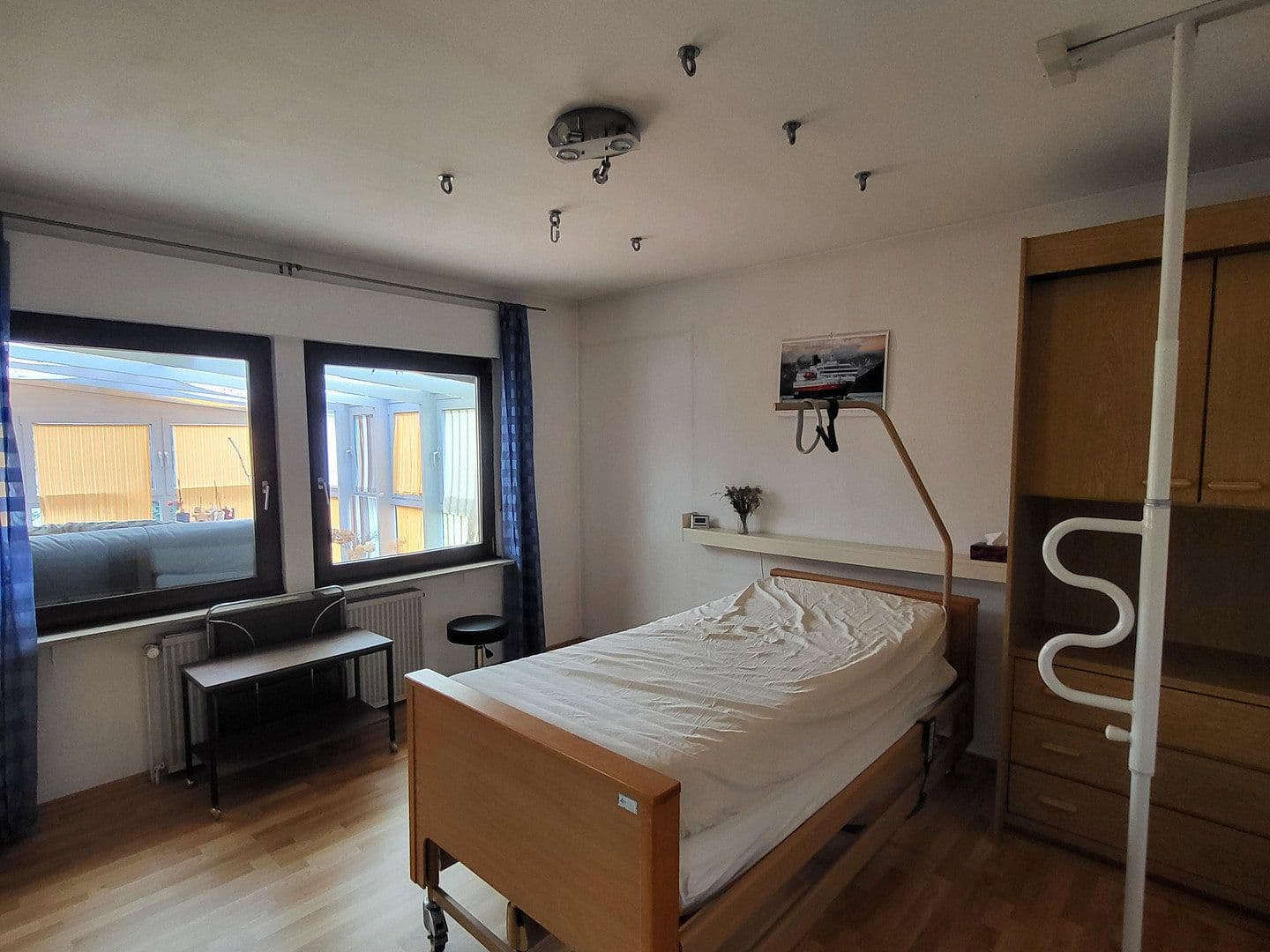 Predaj domu 230 m², pozemok 726 m², Parkweg 3, Vaihingen an der Enz, Bádensko-Wurttembersko Predaj domu 230 m², pozemok 726 m², Parkweg 3, Vaihingen an der Enz, Bádensko-Wurttembersko