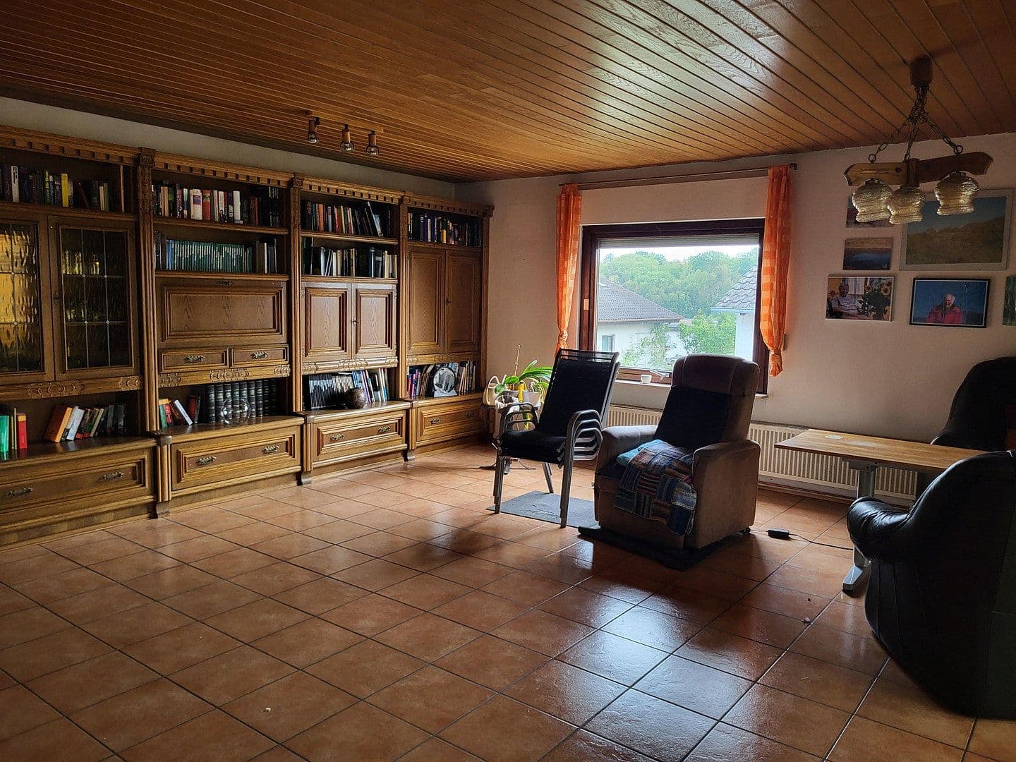 Predaj domu 230 m², pozemok 726 m², Parkweg 3, Vaihingen an der Enz, Bádensko-Wurttembersko Predaj domu 230 m², pozemok 726 m², Parkweg 3, Vaihingen an der Enz, Bádensko-Wurttembersko