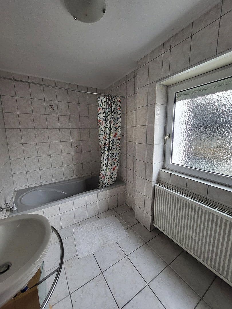 Predaj domu 230 m², pozemok 726 m², Parkweg 3, Vaihingen an der Enz, Bádensko-Wurttembersko Predaj domu 230 m², pozemok 726 m², Parkweg 3, Vaihingen an der Enz, Bádensko-Wurttembersko