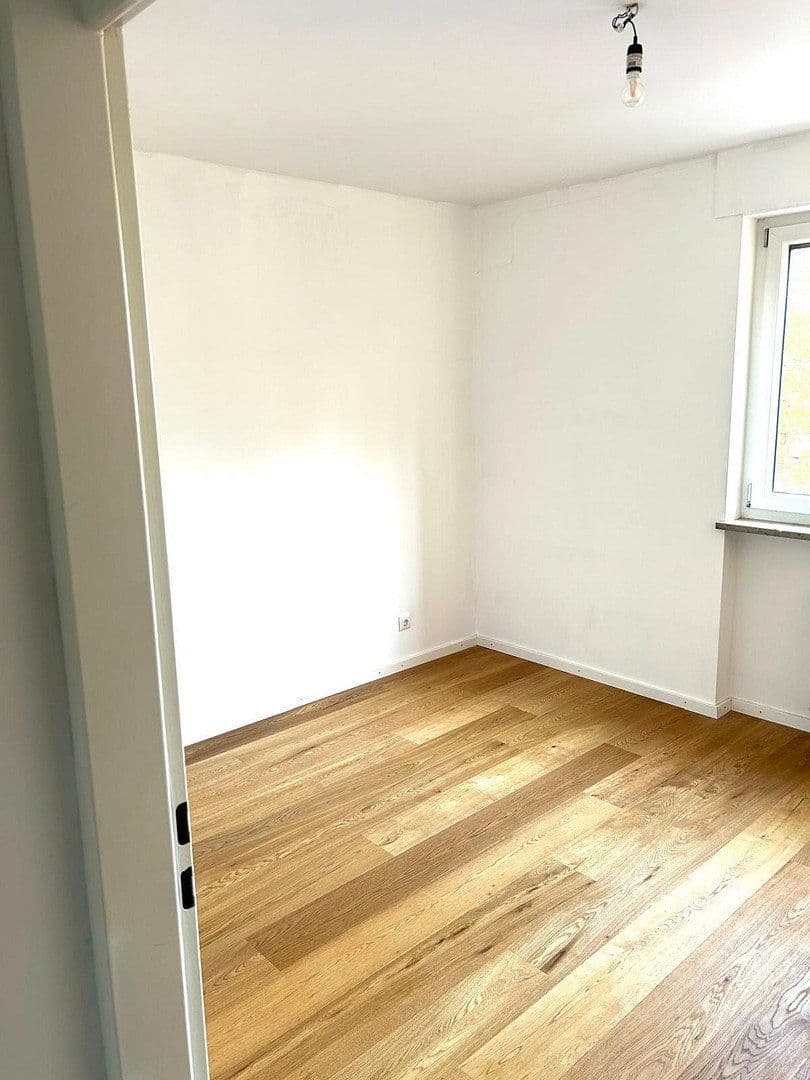 Prenájom bytu 2-izbový 56 m², Augsburg, Bavorsko Prenájom bytu 2-izbový 56 m², Augsburg, Bavorsko