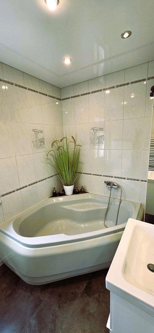 Predaj domu 75 m², pozemok 5.000 m², Guben, Brandenbursko Predaj domu 75 m², pozemok 5.000 m², Guben, Brandenbursko