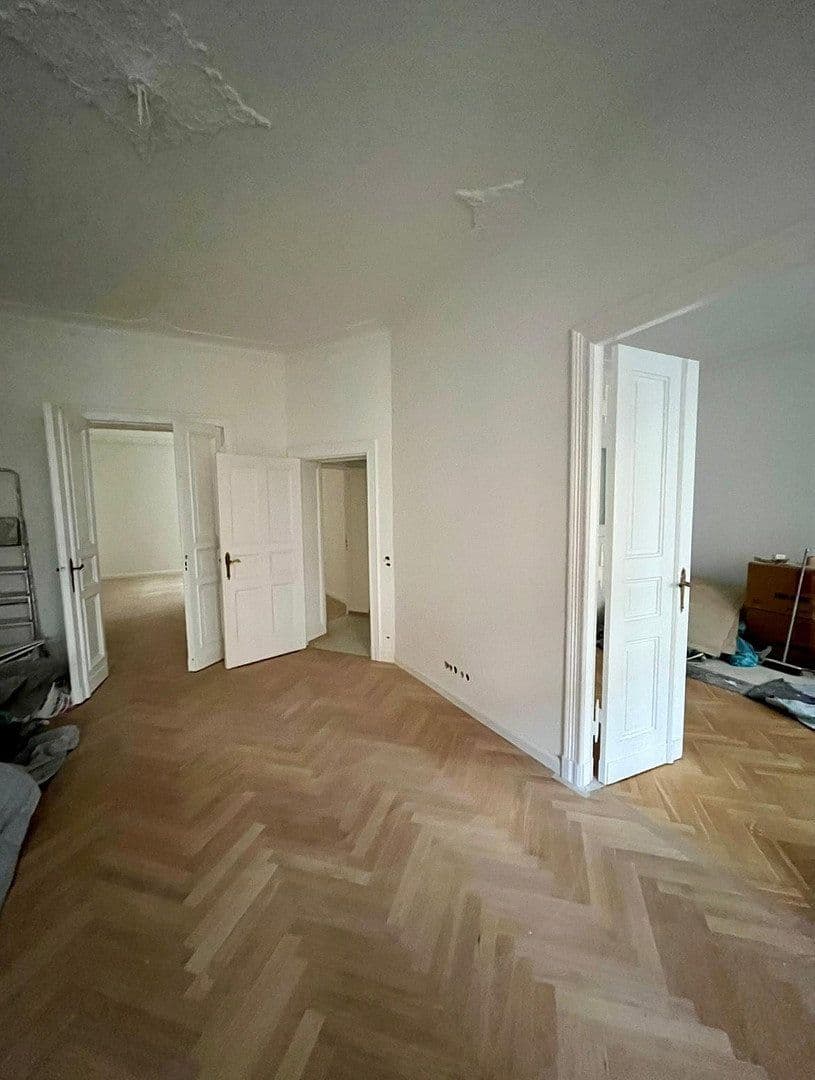 Prenájom bytu 3-izbový 87 m², Berlin, Berlín Prenájom bytu 3-izbový 87 m², Berlin, Berlín