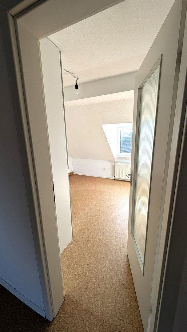 Prenájom bytu 2-izbový 70 m², Gelsenkirchen, Severné Porýnie - Westfálsko Prenájom bytu 2-izbový 70 m², Gelsenkirchen, Severné Porýnie - Westfálsko