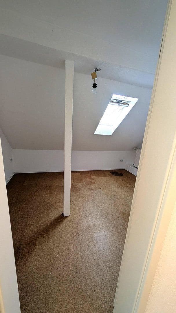 Prenájom bytu 2-izbový 70 m², Gelsenkirchen, Severné Porýnie - Westfálsko Prenájom bytu 2-izbový 70 m², Gelsenkirchen, Severné Porýnie - Westfálsko