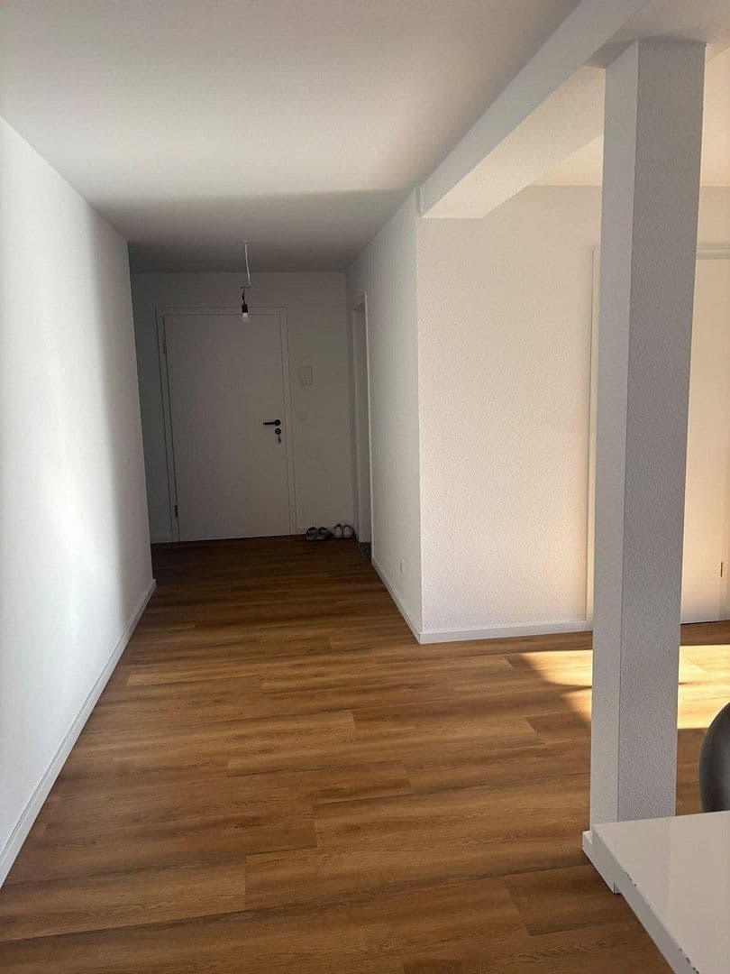 Prenájom bytu 4-izbový 111 m², Crailsheimer Str. 2, Frankenhardt, Bádensko-Wurttembersko Prenájom bytu 4-izbový 111 m², Crailsheimer Str. 2, Frankenhardt, Bádensko-Wurttembersko