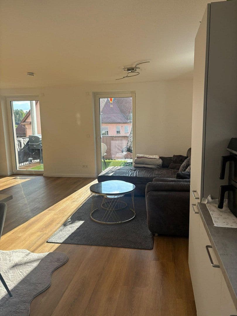 Prenájom bytu 4-izbový 111 m², Crailsheimer Str. 2, Frankenhardt, Bádensko-Wurttembersko Prenájom bytu 4-izbový 111 m², Crailsheimer Str. 2, Frankenhardt, Bádensko-Wurttembersko