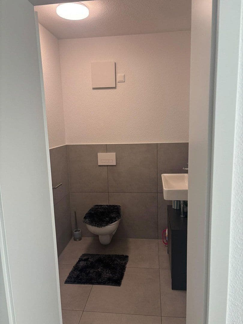 Prenájom bytu 4-izbový 111 m², Crailsheimer Str. 2, Frankenhardt, Bádensko-Wurttembersko Prenájom bytu 4-izbový 111 m², Crailsheimer Str. 2, Frankenhardt, Bádensko-Wurttembersko
