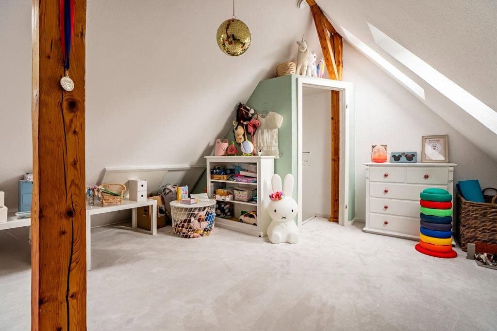 Predaj domu 236 m², pozemok 370 m², Georg-Gröning-Straße 61, Bremen Schwachhausen, Brémy Predaj domu 236 m², pozemok 370 m², Georg-Gröning-Straße 61, Bremen Schwachhausen, Brémy