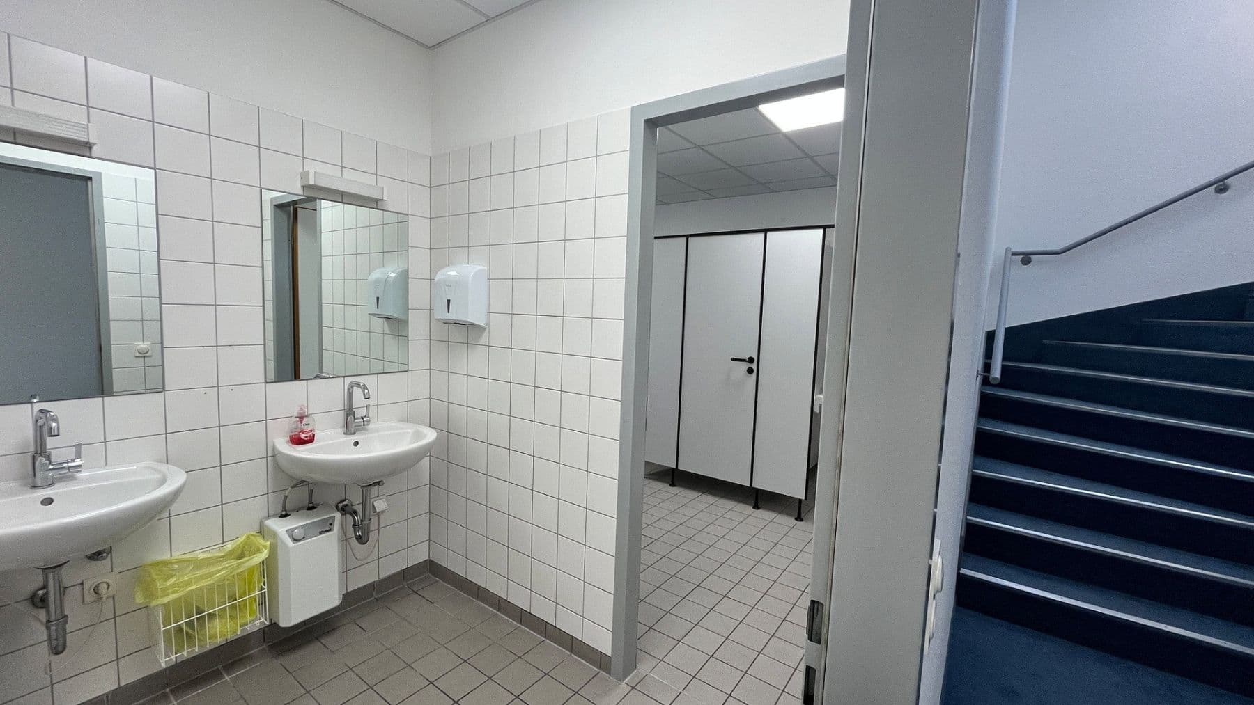 Prenájom kancelárie 31 m², Seeburger Straße 25, Berlin, Berlín Prenájom kancelárie 31 m², Seeburger Straße 25, Berlin, Berlín