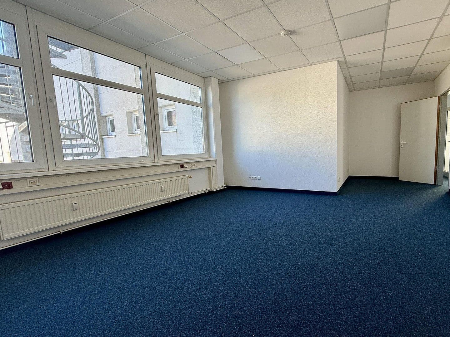 Prenájom kancelárie 101 m², Seeburger Str. 25, Berlin, Berlín Prenájom kancelárie 101 m², Seeburger Str. 25, Berlin, Berlín