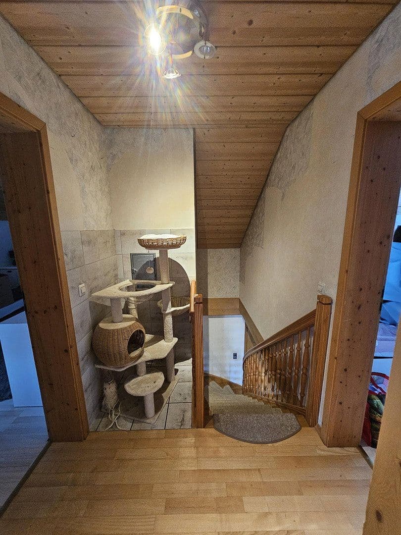 Prenájom bytu 6-izbový 143 m², Leidringer Str. 2, Rosenfeld, Bádensko-Wurttembersko Prenájom bytu 6-izbový 143 m², Leidringer Str. 2, Rosenfeld, Bádensko-Wurttembersko