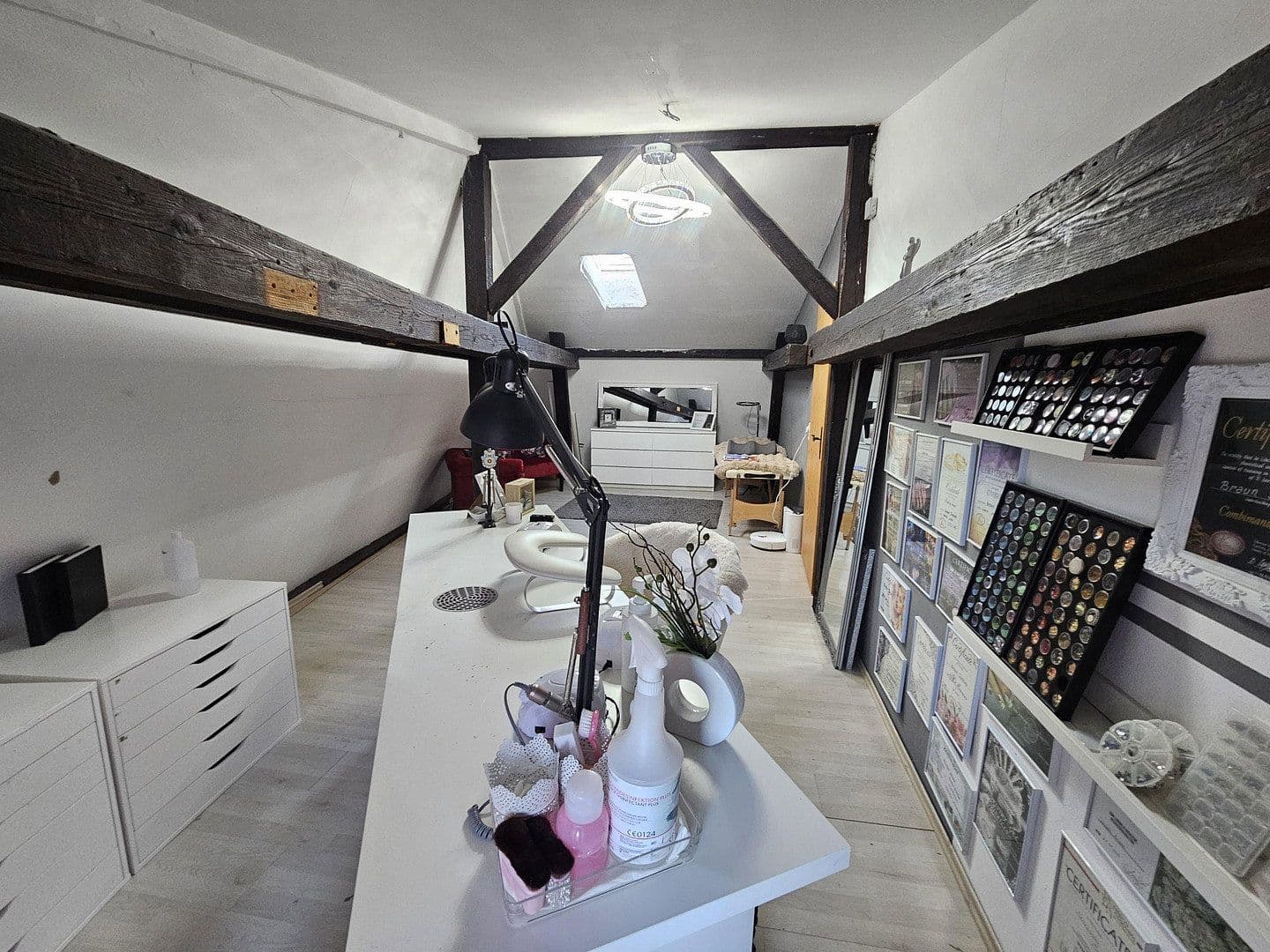 Prenájom bytu 6-izbový 143 m², Leidringer Str. 2, Rosenfeld, Bádensko-Wurttembersko Prenájom bytu 6-izbový 143 m², Leidringer Str. 2, Rosenfeld, Bádensko-Wurttembersko