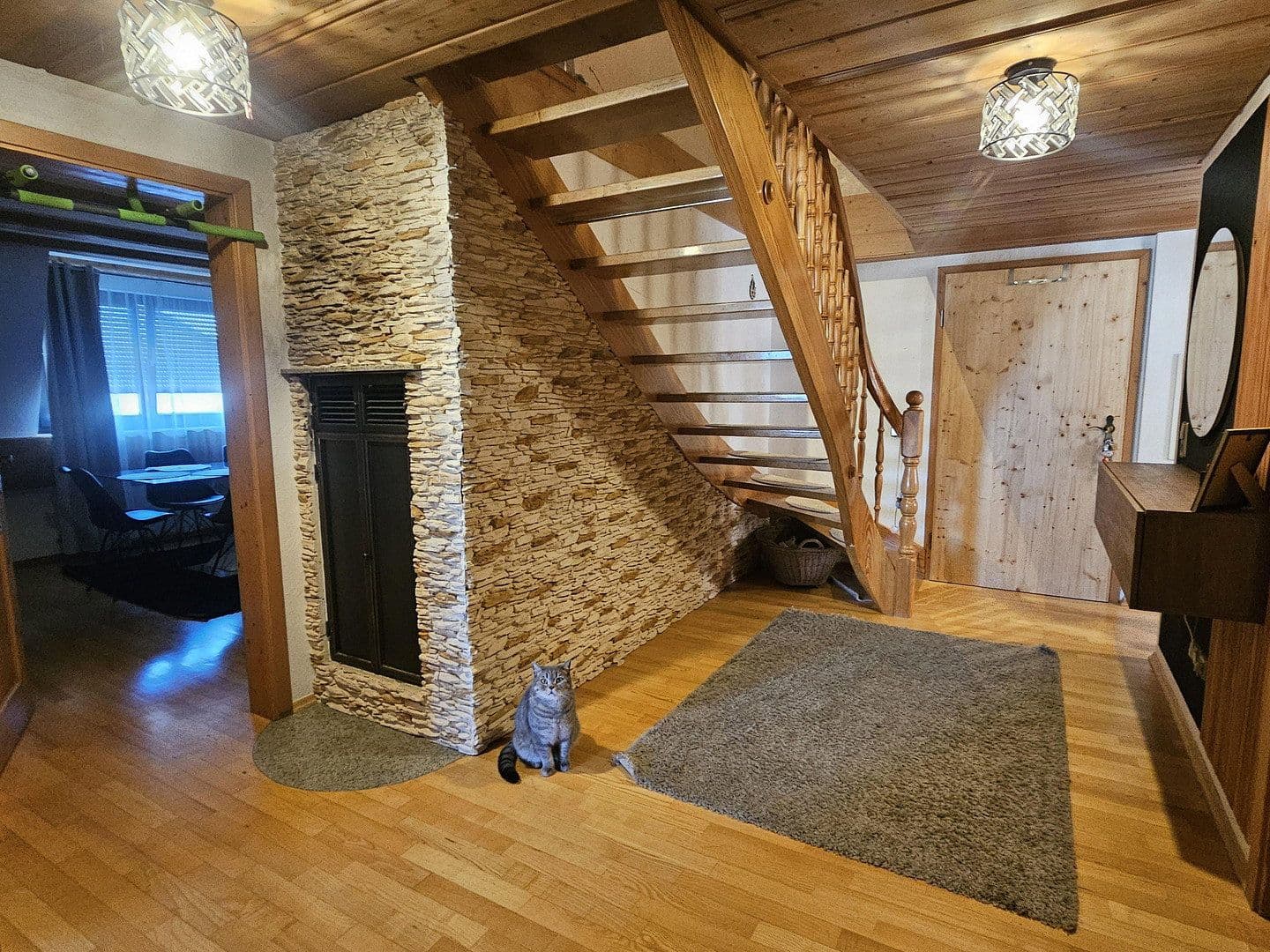 Prenájom bytu 6-izbový 143 m², Leidringer Str. 2, Rosenfeld, Bádensko-Wurttembersko Prenájom bytu 6-izbový 143 m², Leidringer Str. 2, Rosenfeld, Bádensko-Wurttembersko