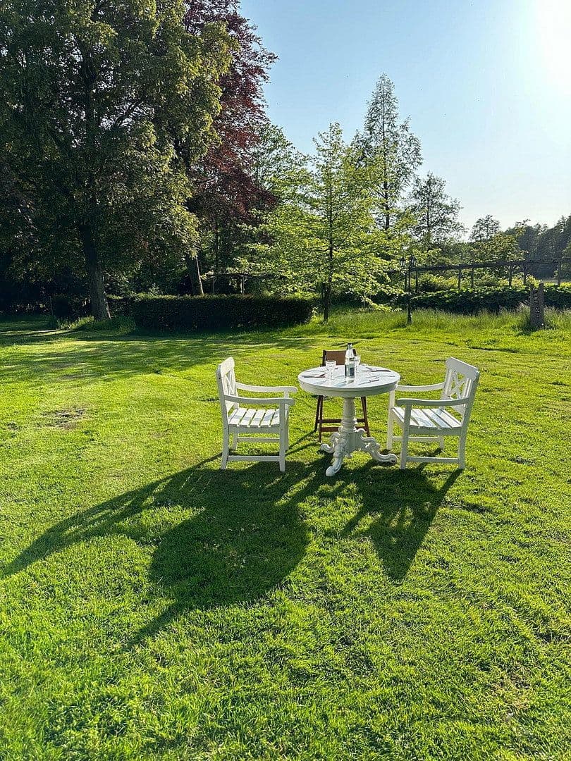 Predaj domu 350 m², pozemok 4.000 m², Schnega, Dolné Sasko Predaj domu 350 m², pozemok 4.000 m², Schnega, Dolné Sasko