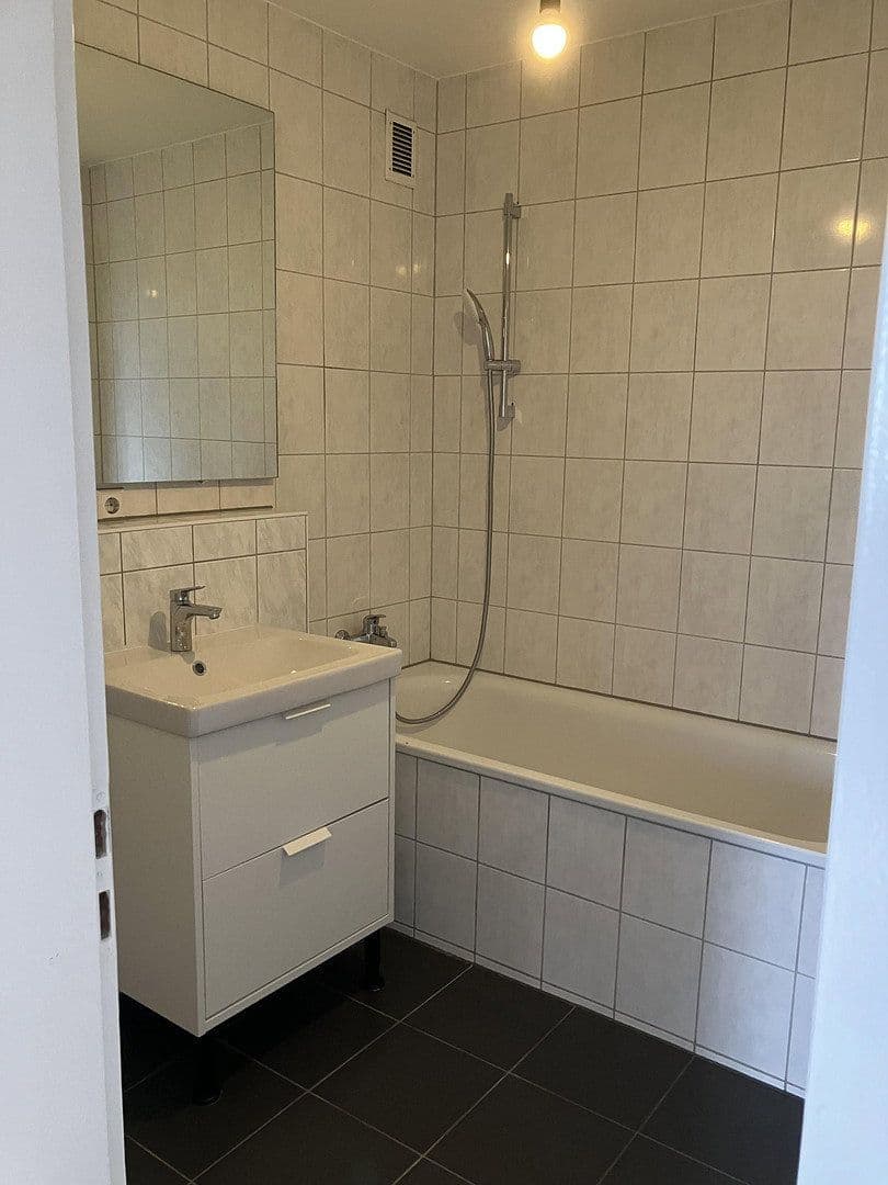 Predaj bytu 3-izbový 90 m², Ludwigshafen - Süd, Porýnie-Falcko Predaj bytu 3-izbový 90 m², Ludwigshafen - Süd, Porýnie-Falcko
