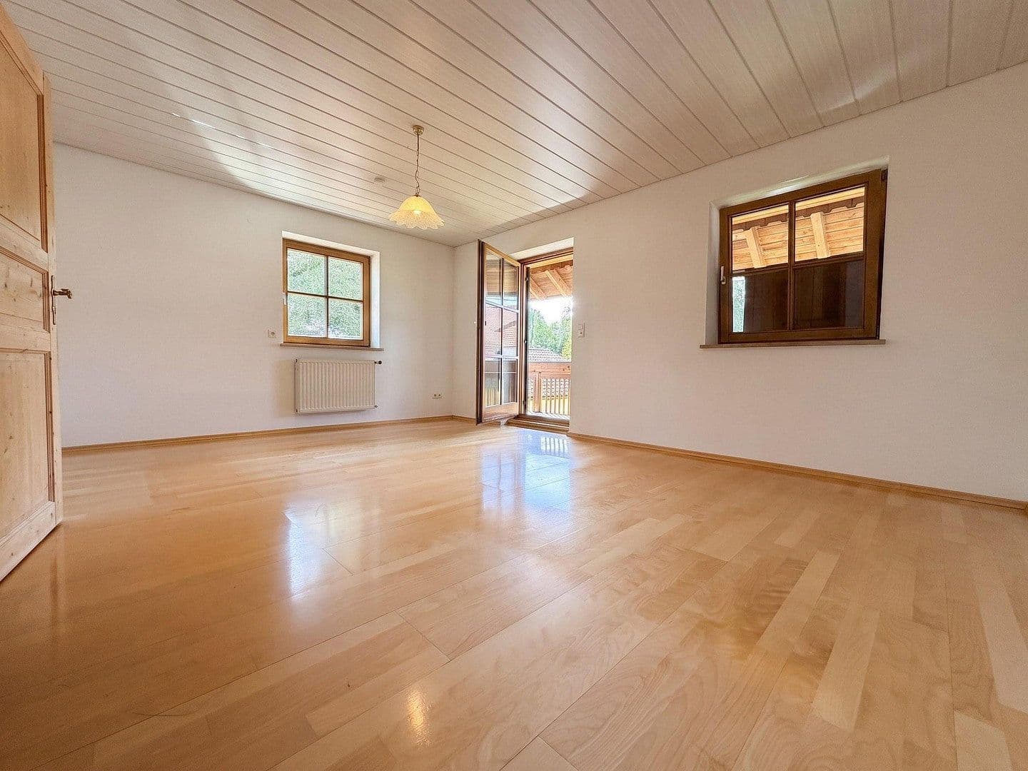 Prenájom domu 175 m², pozemok 684 m², Germaringen, Bavorsko Prenájom domu 175 m², pozemok 684 m², Germaringen, Bavorsko