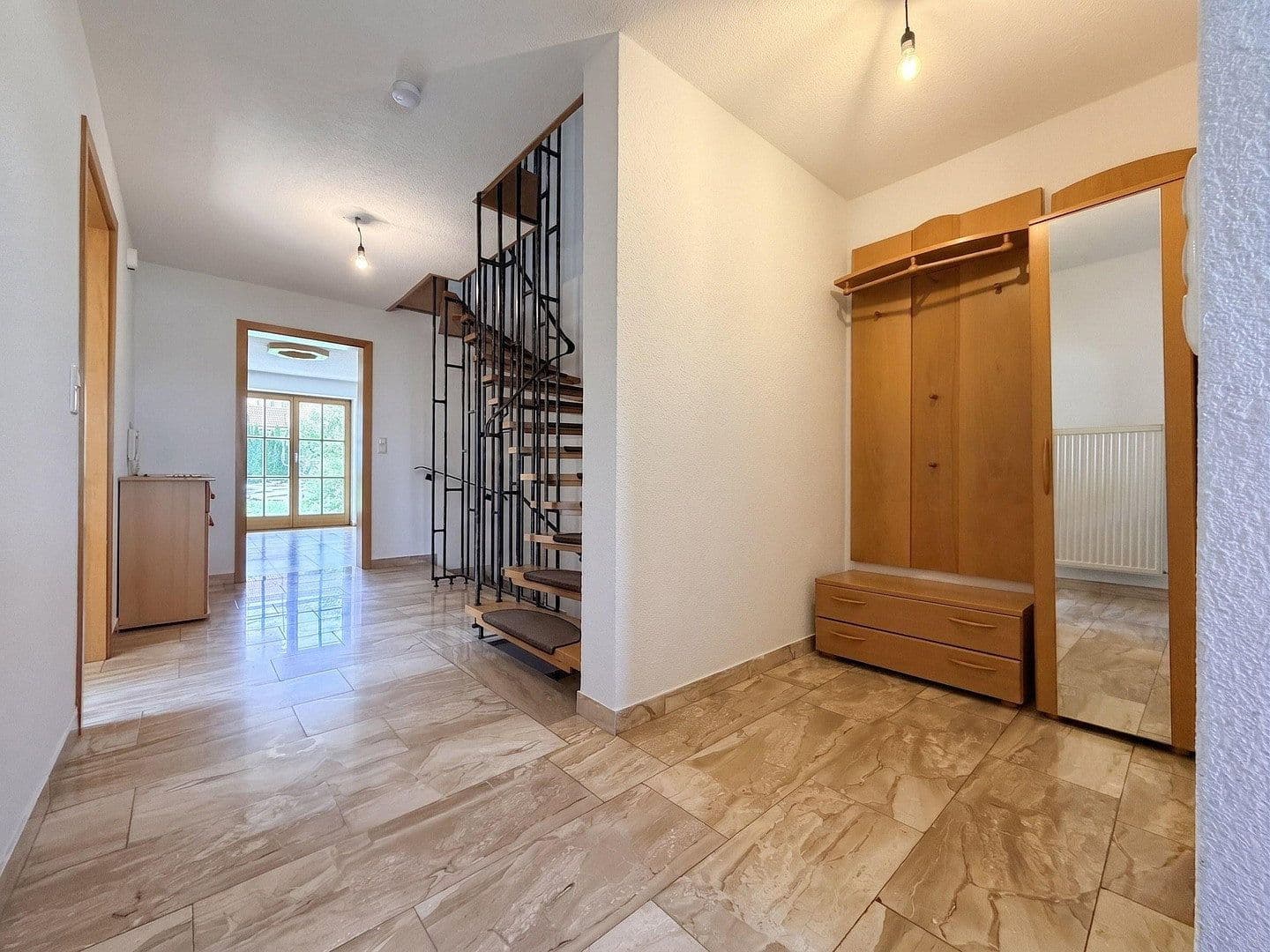 Prenájom domu 175 m², pozemok 684 m², Germaringen, Bavorsko Prenájom domu 175 m², pozemok 684 m², Germaringen, Bavorsko