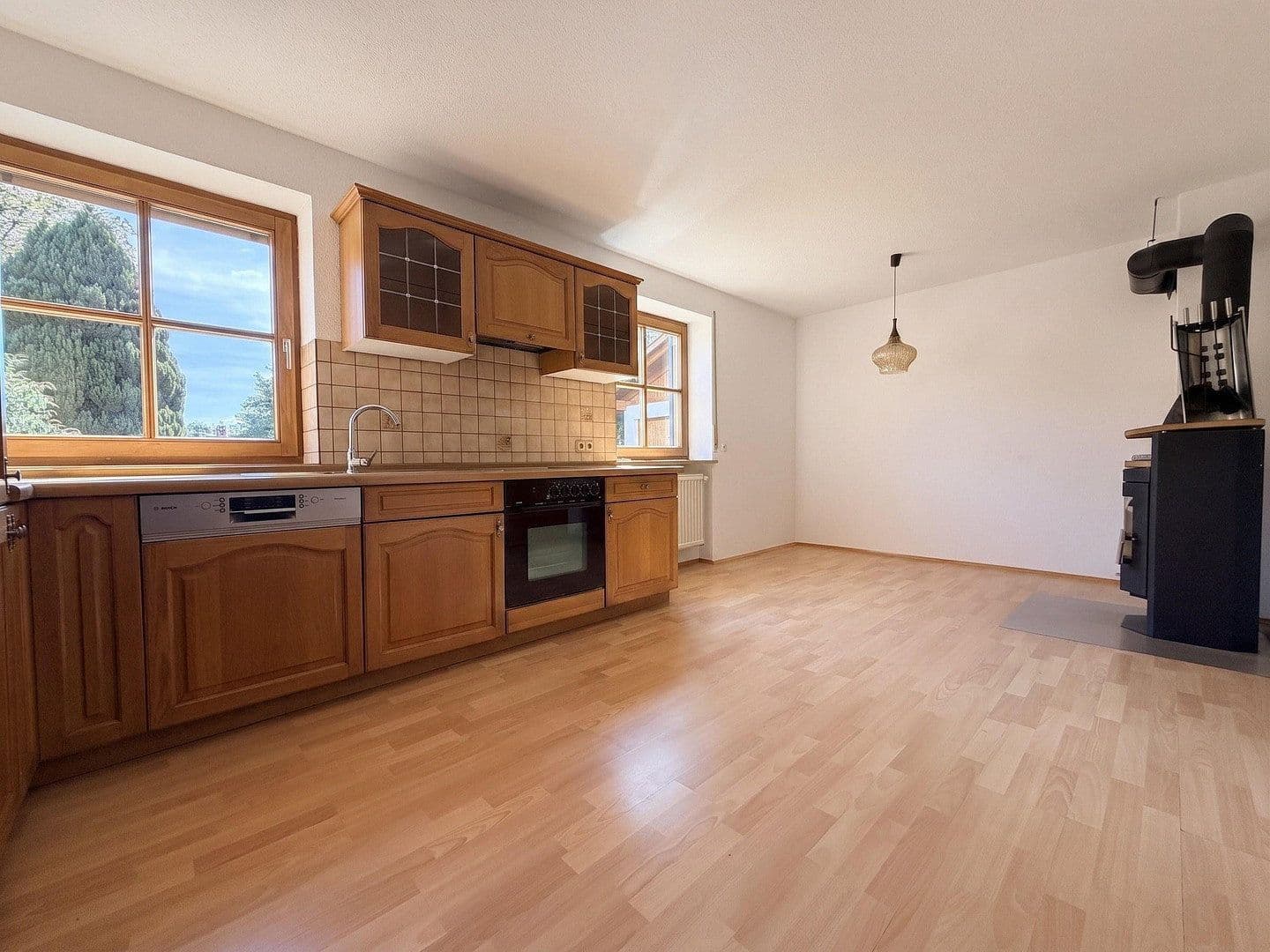 Prenájom domu 175 m², pozemok 684 m², Germaringen, Bavorsko Prenájom domu 175 m², pozemok 684 m², Germaringen, Bavorsko