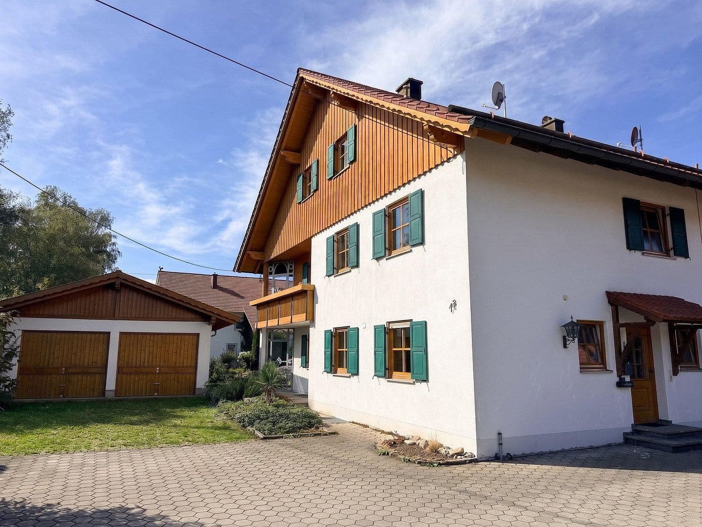 Prenájom domu 175 m², pozemok 684 m², Germaringen, Bavorsko Prenájom domu 175 m², pozemok 684 m², Germaringen, Bavorsko