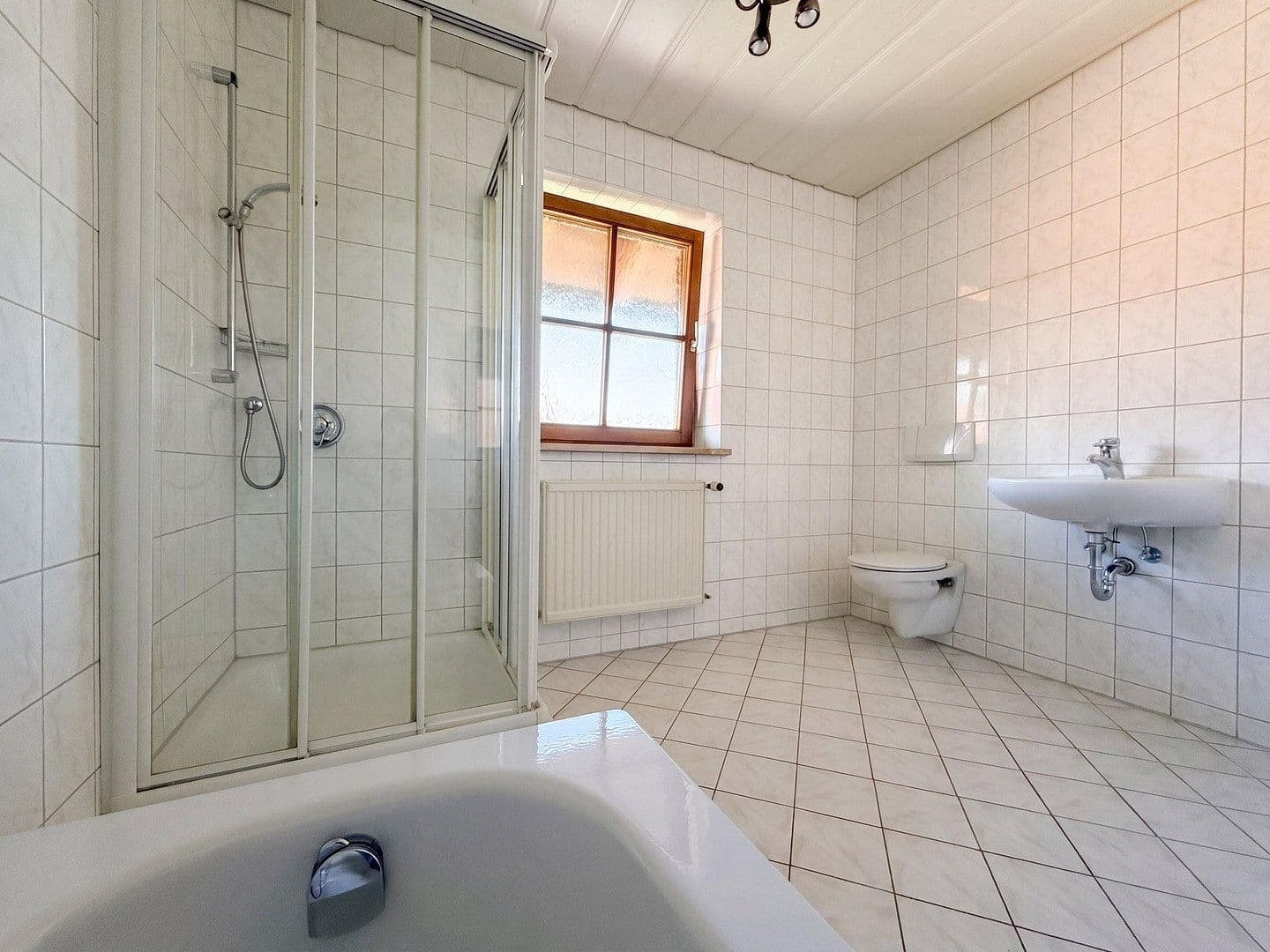 Prenájom domu 175 m², pozemok 684 m², Germaringen, Bavorsko Prenájom domu 175 m², pozemok 684 m², Germaringen, Bavorsko
