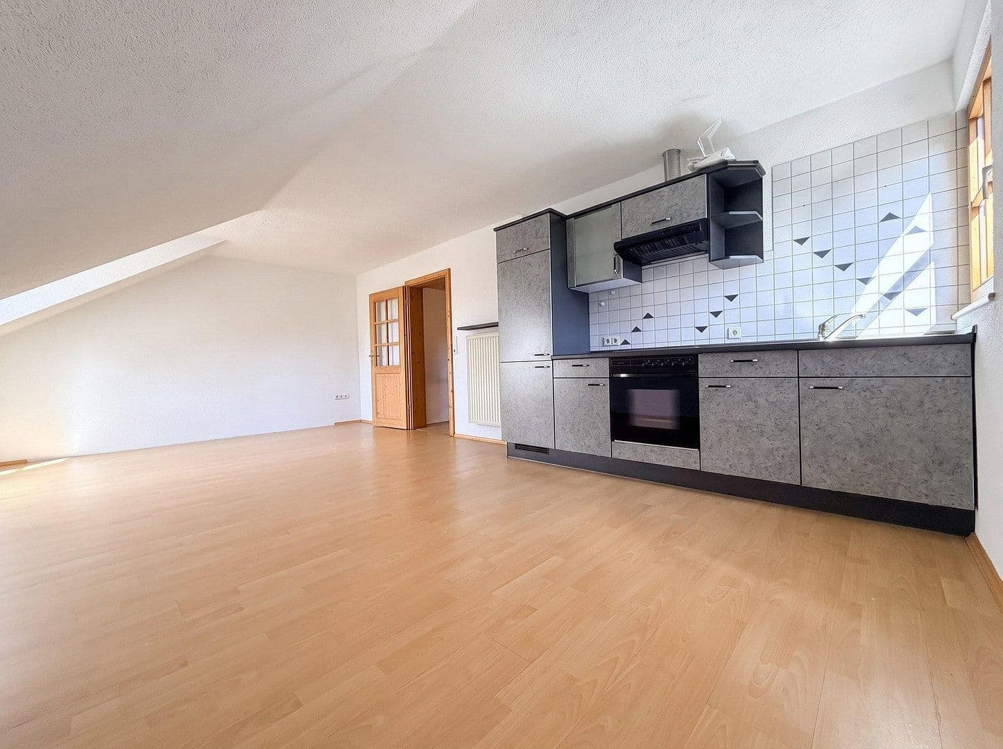 Prenájom domu 175 m², pozemok 684 m², Germaringen, Bavorsko Prenájom domu 175 m², pozemok 684 m², Germaringen, Bavorsko