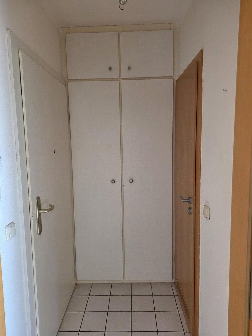 Prenájom bytu 1-izbový 38 m², Elbinger Straße 3, Duisburg, Severné Porýnie - Westfálsko Prenájom bytu 1-izbový 38 m², Elbinger Straße 3, Duisburg, Severné Porýnie - Westfálsko