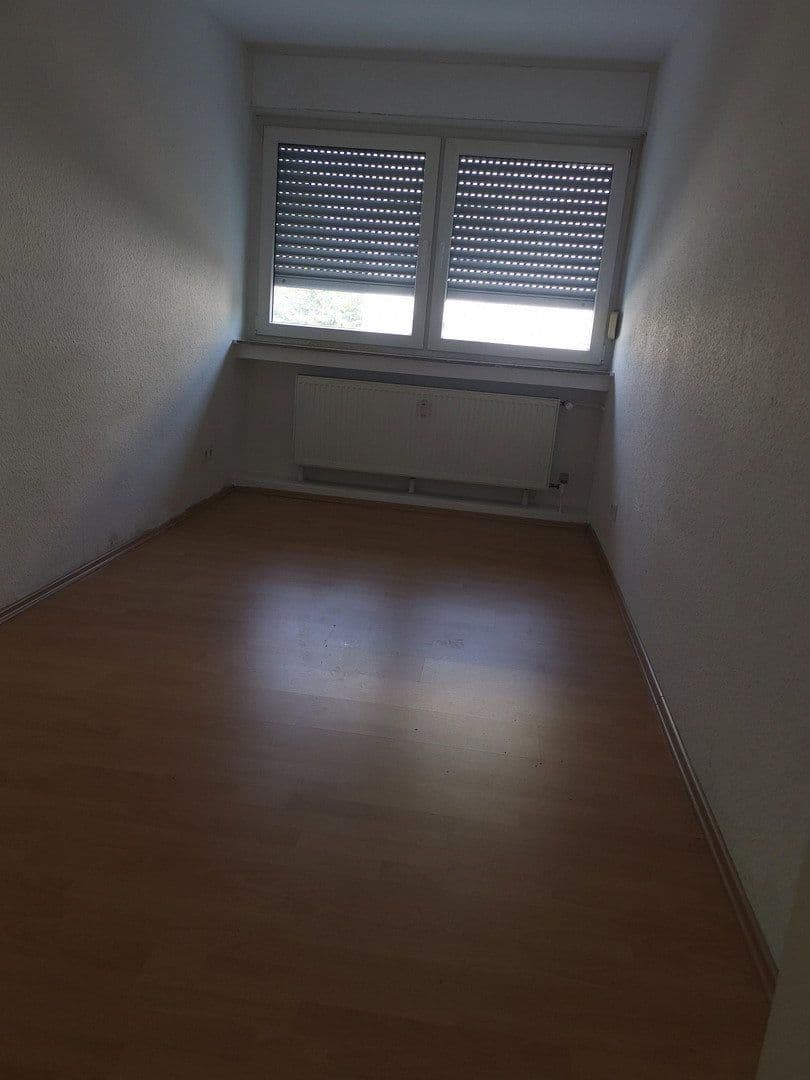 Prenájom bytu 4-izbový 89 m², Siegfriedstr.72, Marl, Severné Porýnie - Westfálsko Prenájom bytu 4-izbový 89 m², Siegfriedstr.72, Marl, Severné Porýnie - Westfálsko