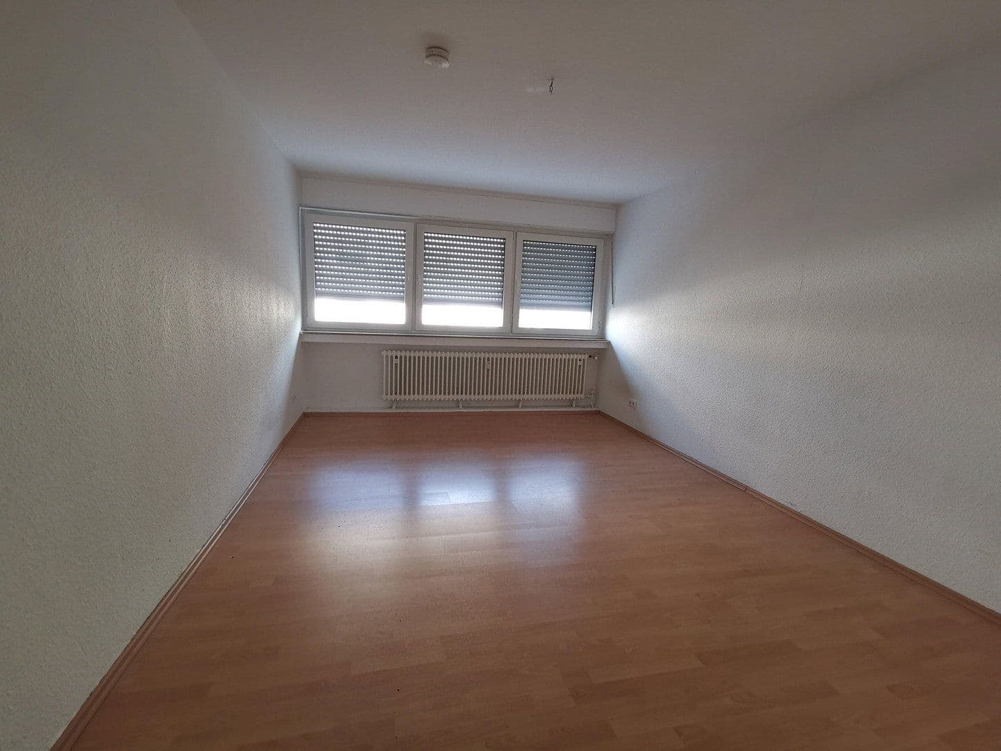 Prenájom bytu 4-izbový 89 m², Siegfriedstr.72, Marl, Severné Porýnie - Westfálsko Prenájom bytu 4-izbový 89 m², Siegfriedstr.72, Marl, Severné Porýnie - Westfálsko