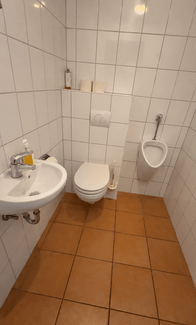 Predaj nebytového priestoru 797 m², Adolf-Hoff-Weg 24, Bremerhaven, Brémy Predaj nebytového priestoru 797 m², Adolf-Hoff-Weg 24, Bremerhaven, Brémy