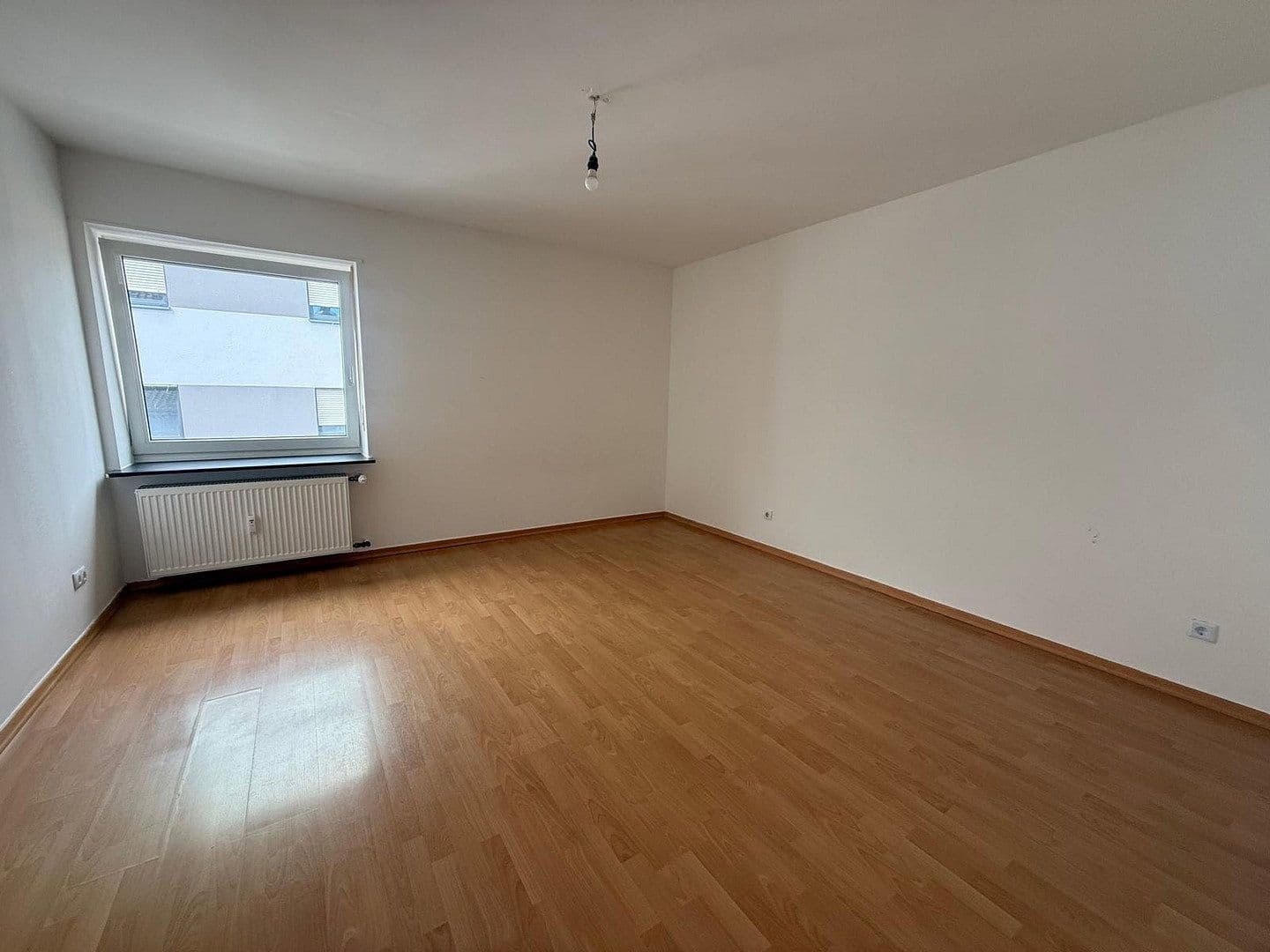 Prenájom bytu 2-izbový 62 m², Wormser Str. 15-17, Frankenthal, Porýnie-Falcko Prenájom bytu 2-izbový 62 m², Wormser Str. 15-17, Frankenthal, Porýnie-Falcko